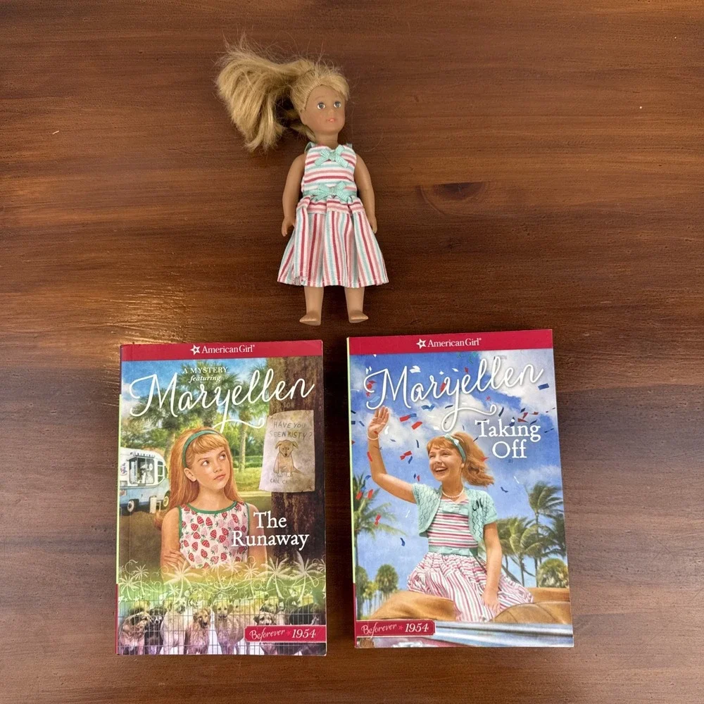 American Girl Maryellen‎ Doll And 2 Book Set